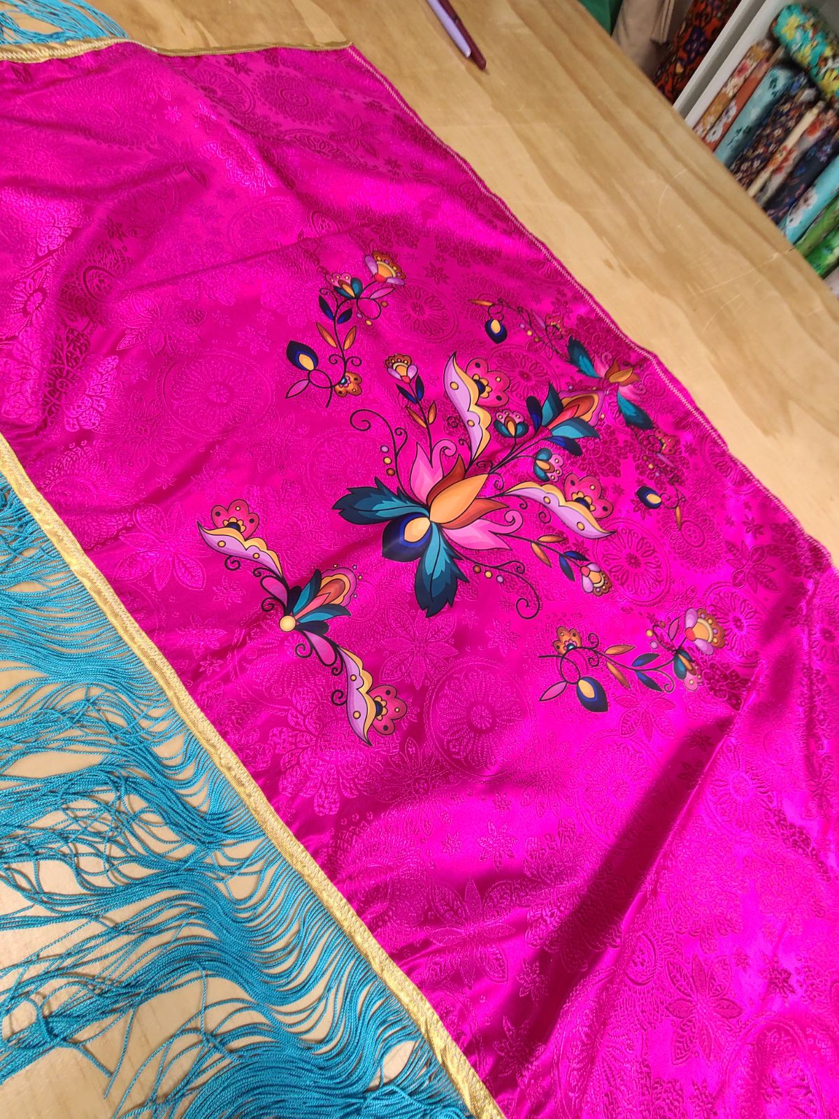 Kid Jacquard Shawl