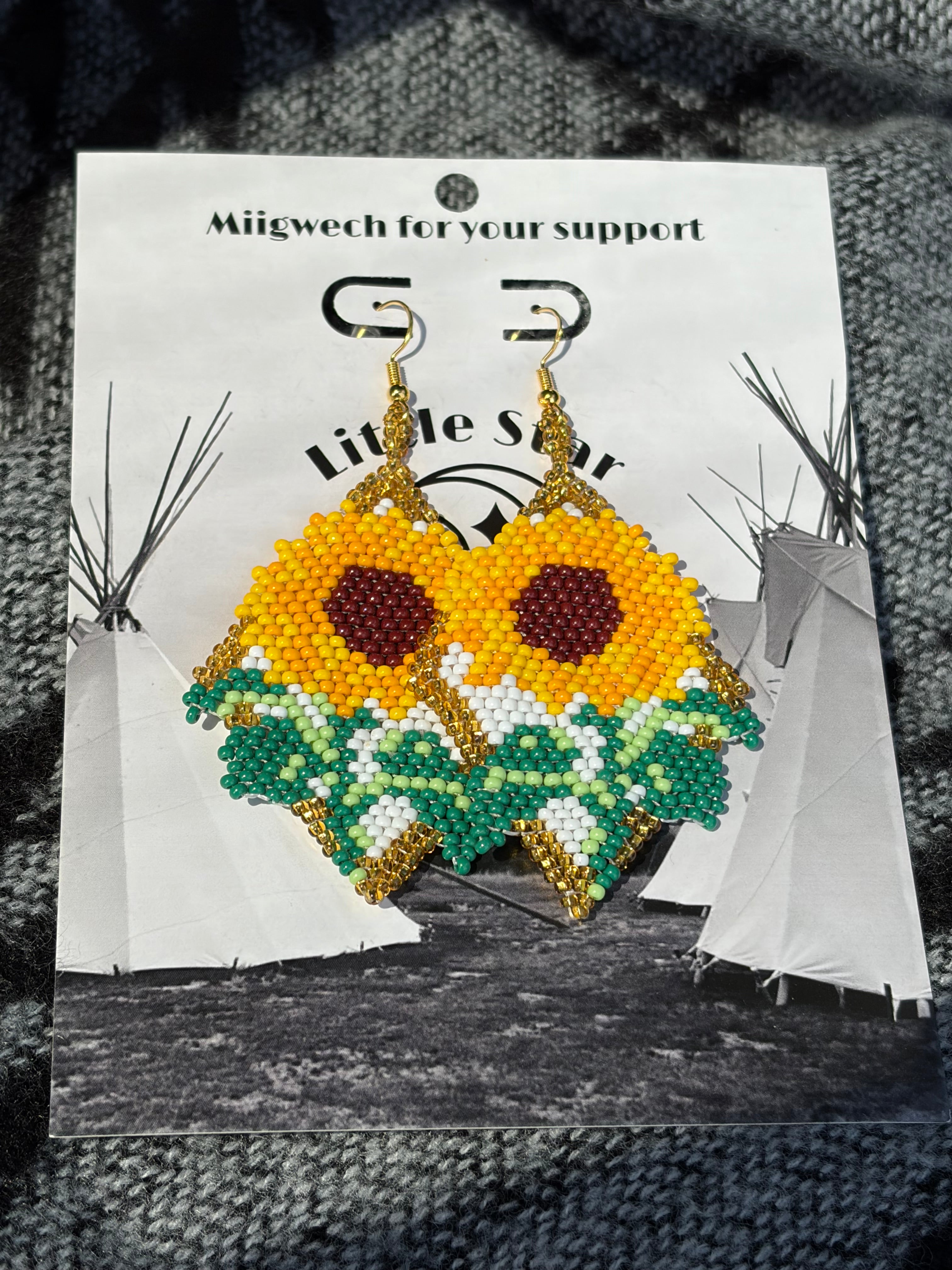 Dorienne Proulx Brick Stitch Sunflower Earrings